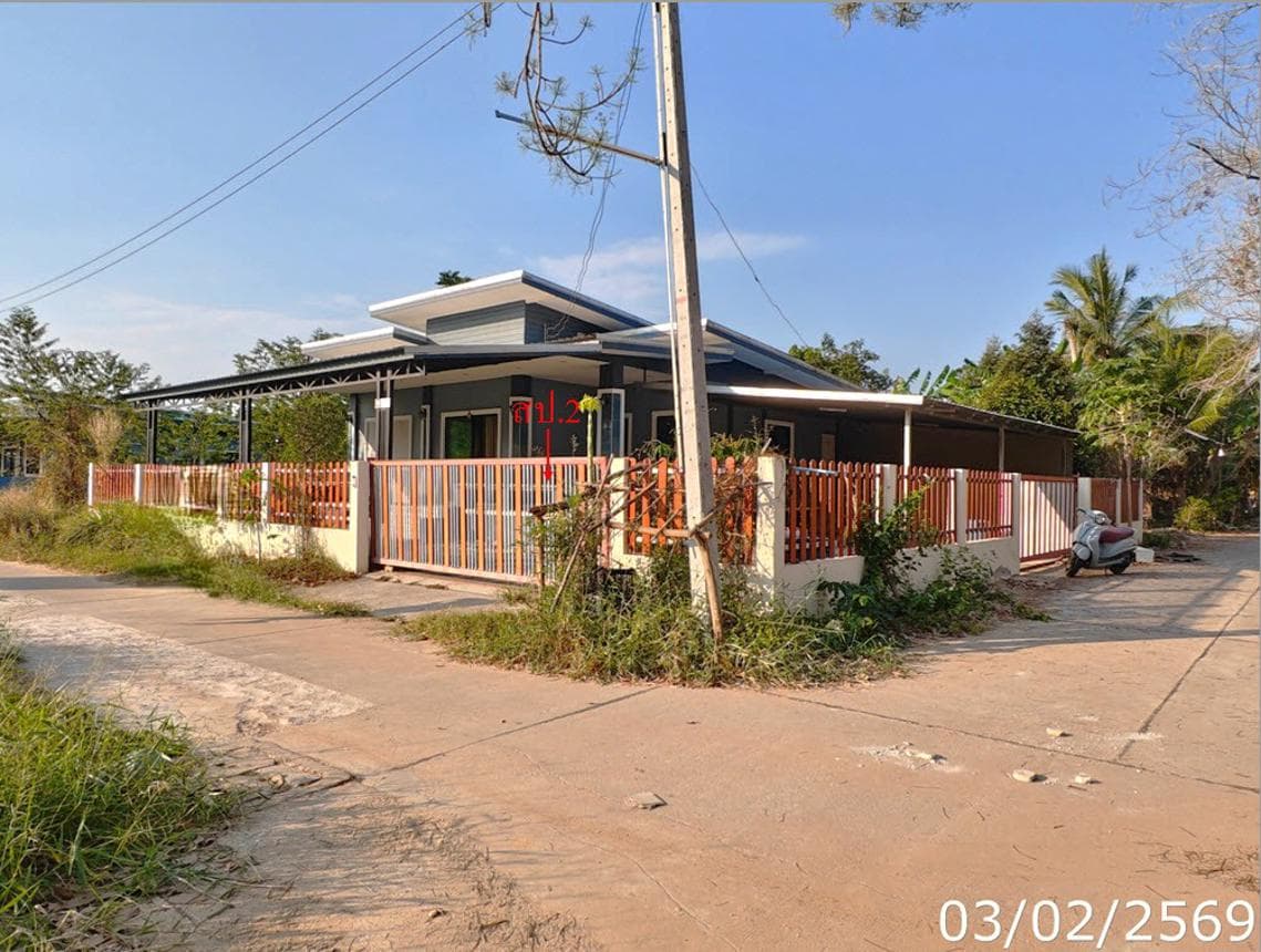 ขายบ้านเดี่ยวหลังใหญ่ 3 ห้องนอน 2 ห้องน้ำ ต.เพ อ.เมืองระยอง เนื้อที่กว้าง 80.9 ตร.ว. ทำเลใกล้ทะเลและแหล่งท่องเที่ยว