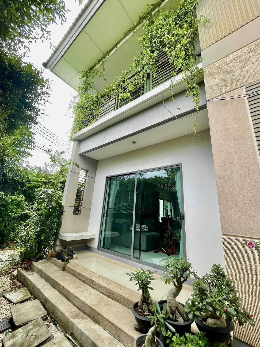 ขายด่วน บ้านเดี่ยวหลังมุม Habitia Watcharapol บ้านสวยพร้อมสวน บรรยากาศรีสอร์ต เป็นส่วนตัวสูง