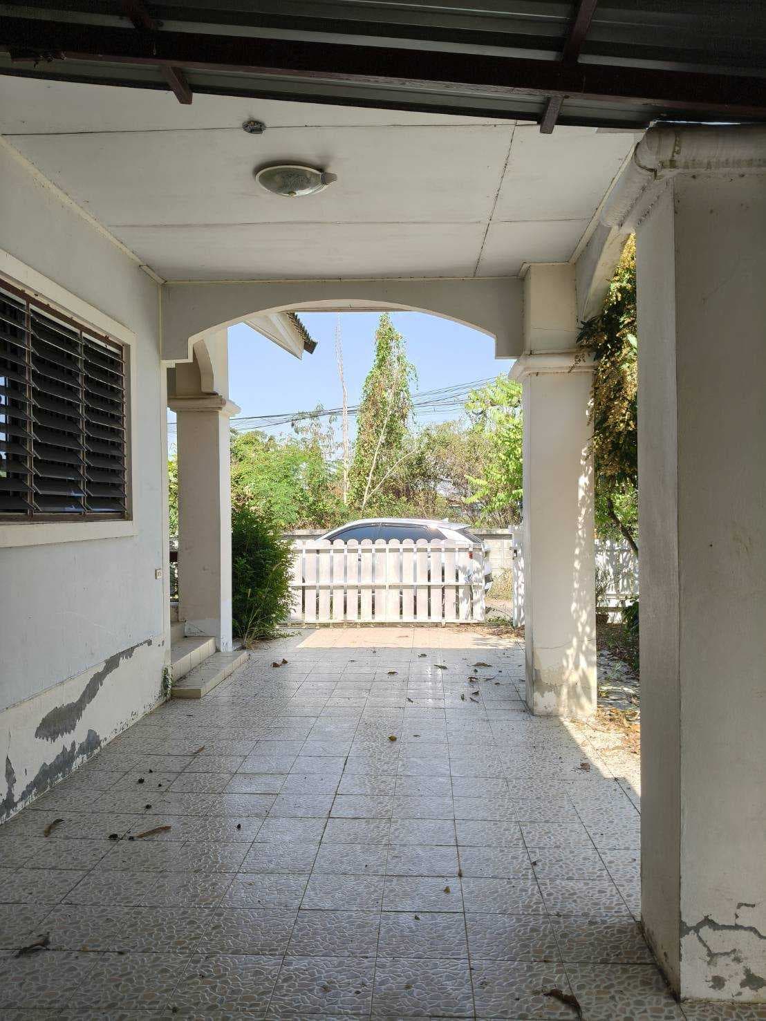 บ้านหลังมุมแปลงสวย ตำแหน่งได้เปรียบ เหมาะทั้งอยู่อาศัยและเปิดร้านได้