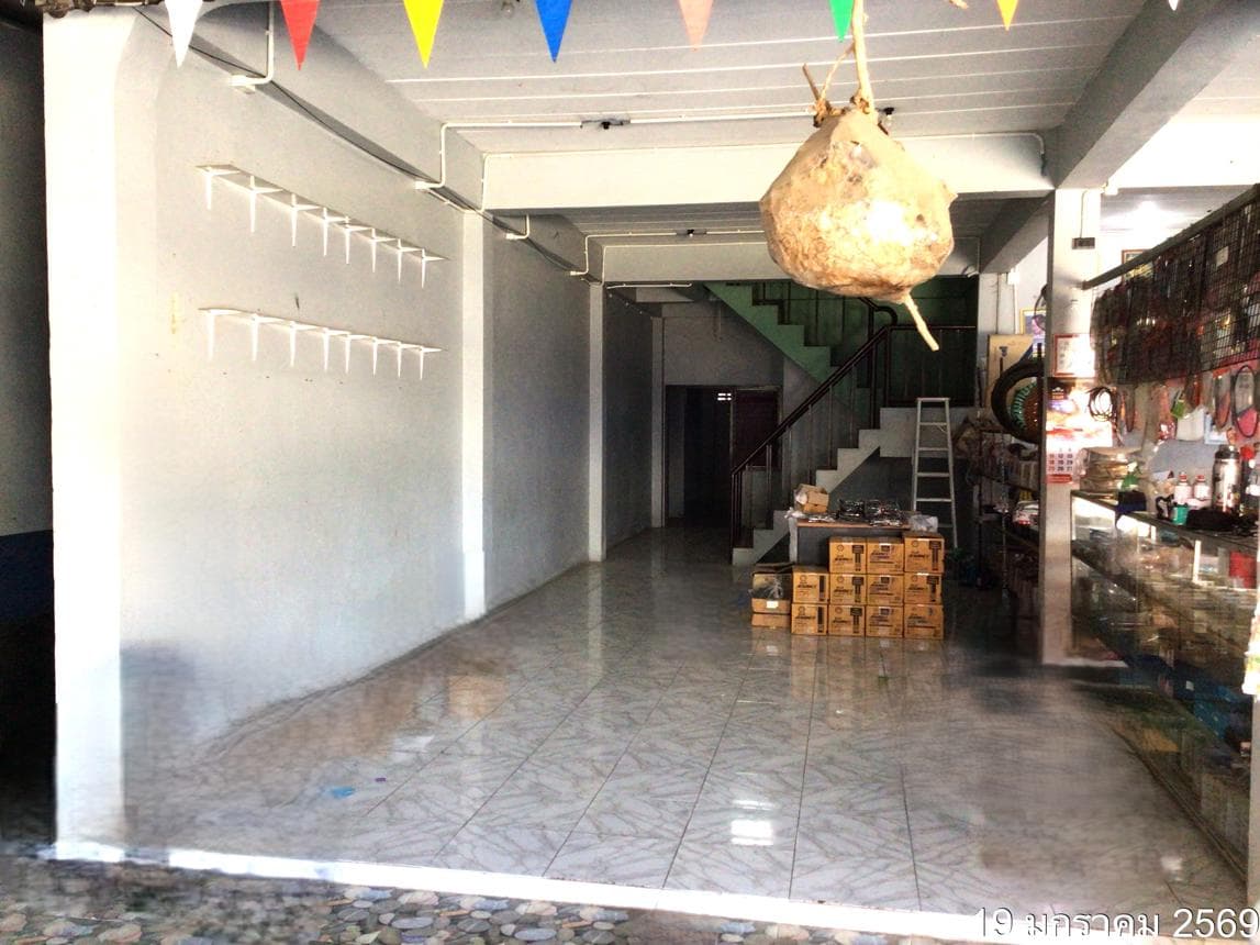 ขายอาคารพาณิชย์ทำเลทอง ริมกก เมืองเชียงราย พื้นที่ 38 ตร.ว. เหมาะสำหรับลงทุนและทำธุรกิจ