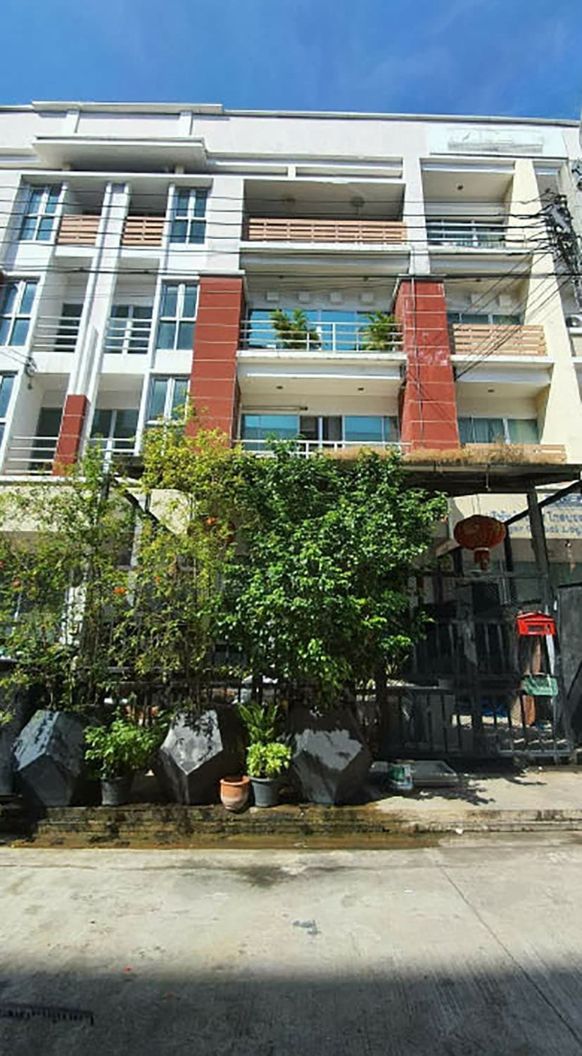 อาคารพาณิชย์ ลาดกระบัง กรุงเทพมหานคร