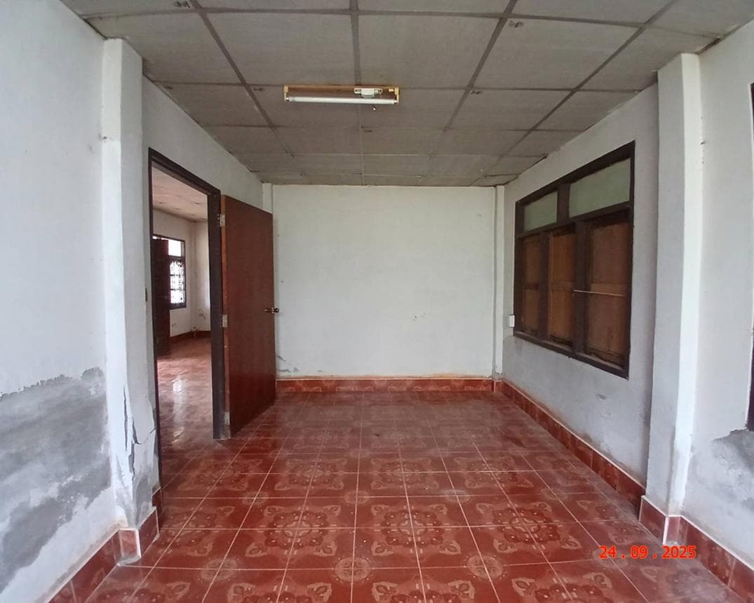 บ้านเดี่ยว นาทราย เมืองนครพนม นครพนม 1 ห้องนอน 1 ห้องน้ำ พื้นที่ 87.5 ตร.ม. บนเนื้อที่ 57 ตร.ว. ทำเลสงบราคาไม่ถึงล้าน