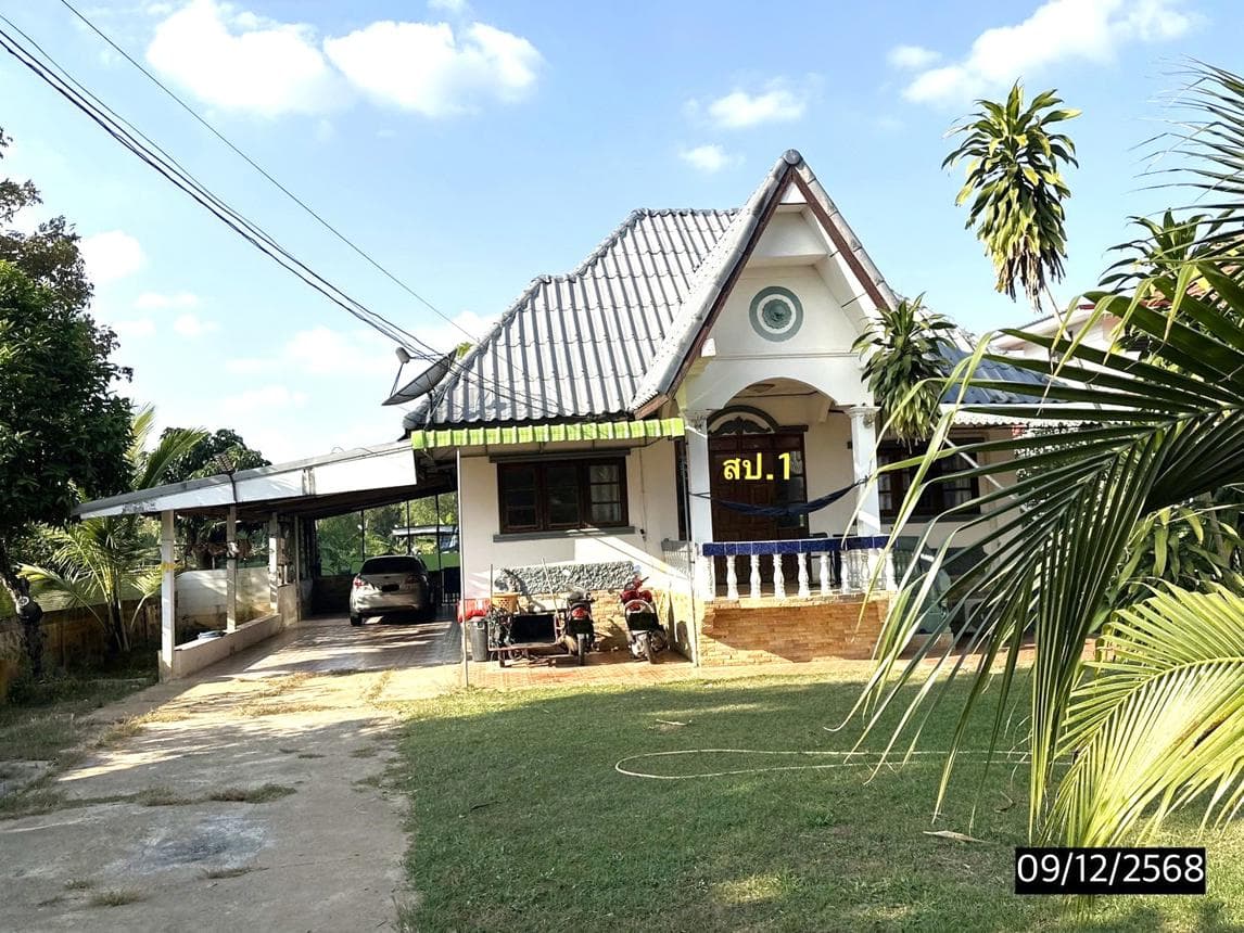 บ้านเดี่ยว ขามเปี้ย โพธิ์ชัย ร้อยเอ็ด 3 ห้องนอน พื้นที่ใช้สอยกว้างขวาง 225 ตร.ม. ทำเลสงบเป็นส่วนตัว