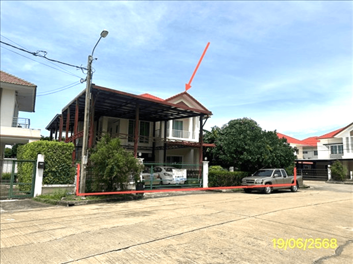 บ้านเดี่ยว ลลิล อินเดอะพาร์ค วงแหวน-รัตนาธิเบศร์ เสาธงหิน บางใหญ่ นนทบุรี 4 ห้องนอน 4 ห้องน้ำ พื้นที่ใช้สอยจุใจ 325 ตร.ม. บนที่ดิน 85 ตร.ว. ทำเลศักยภาพใกล้รถไฟฟ้าและห้างสรรพสินค้า ราคาพิเศษ 7.55 ล้าน