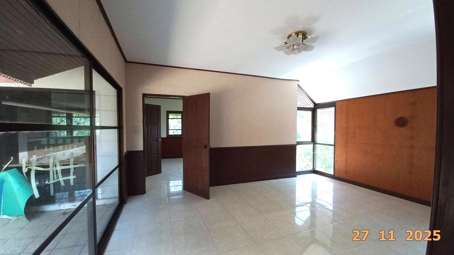บ้านเดี่ยว อ่างศิลา เมืองชลบุรี พื้นที่ใช้สอยจุใจ 393 ตร.ม. ทำเลศักยภาพใกล้แหล่งท่องเที่ยวและชายทะเล บรรยากาศดี ราคาคุ้มค่า