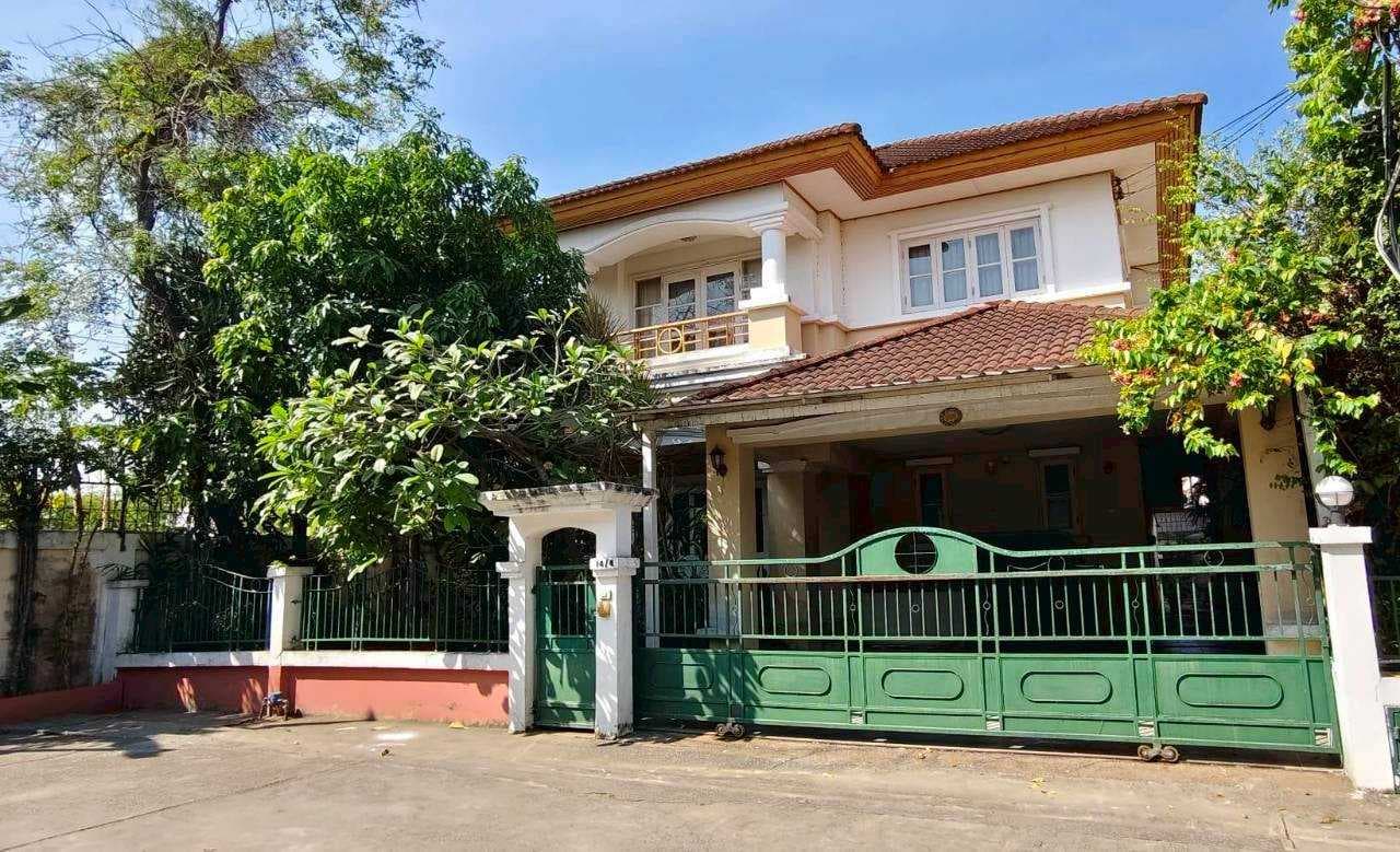 บ้านกรองทอง ศรีนครินทร์ 51 บ้านเดี่ยว 2 ชั้น หลังริม ซ.ศรีนครินทร์ 51 ถ.ศรีนครินทร์ แขวงหนองบอน เขตประเวศ กรุงเทพฯ ราคา 18,900,000 บาท