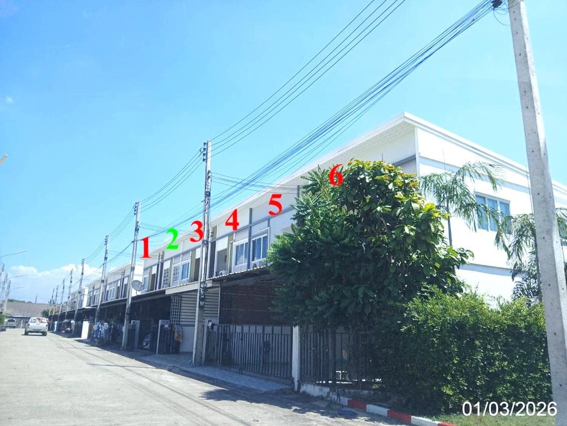 ขายทาวน์เฮ้าส์ บ้านร่มไม้ สระบุรี ปากเพรียว เมืองสระบุรี 2 ห้องนอน 3 น้ำ พื้นที่กว้าง 135.3 ตร.ม. ทำเลใจกลางเมืองสระบุรี