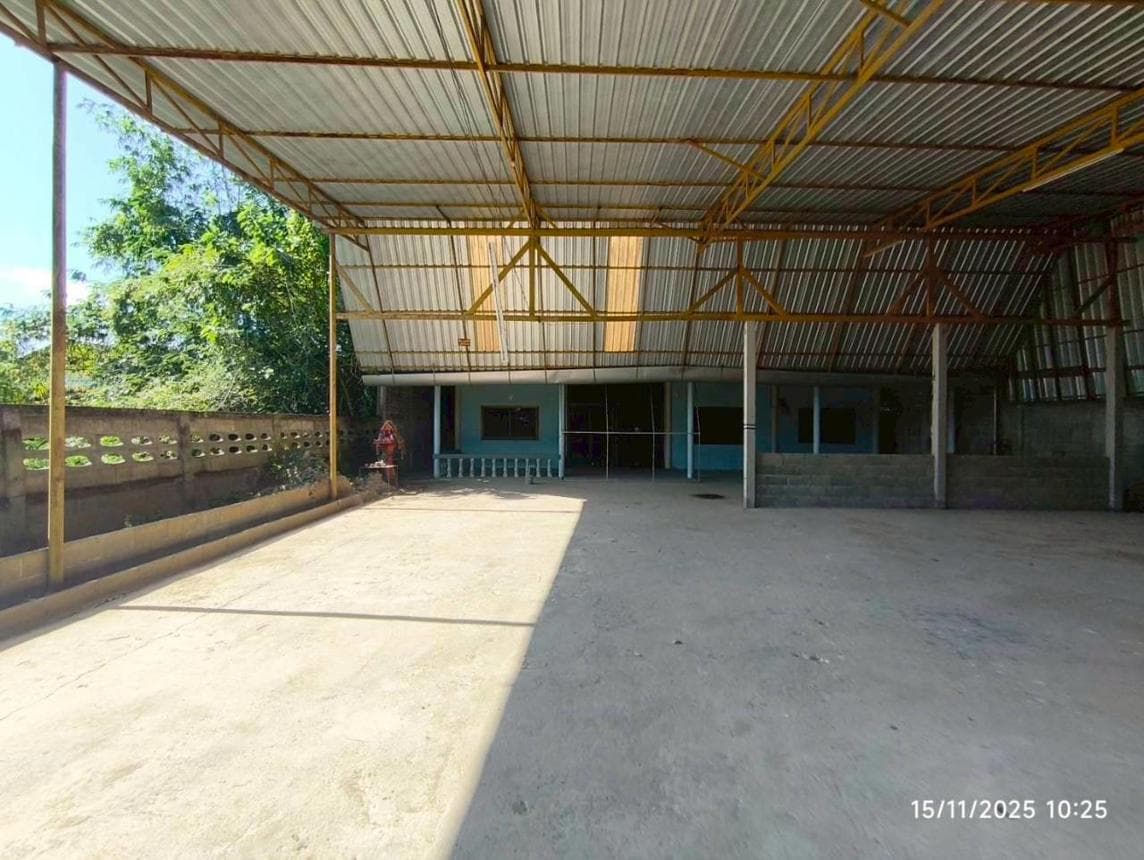 บ้านเดี่ยว ห้วยไคร้ แม่สาย เชียงราย พื้นที่ 3 ตร.ว. พื้นที่ใช้สอย 140 ตร.ม. 2 ห้องนอน 1 ห้องน้ำ