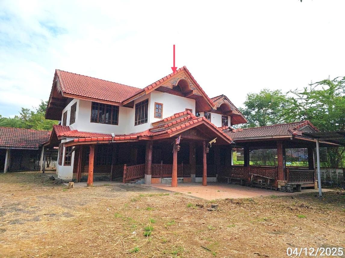 ขายบ้านเดี่ยว วังโป่ง เพชรบูรณ์ ทำเลวังศาล เนื้อที่ 86 ตร.ว. พื้นที่ใช้สอย 413.5 ตร.ม. 3 ห้องนอน 5 ห้องน้ำ สภาพดี พร้อมอยู่