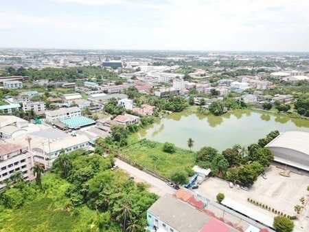 ขายด่วน ที่ดินริมทะเลสาบ ซ.หมอศรี ถ.เพชรเกษม สามพราน นครปฐม 621 ตรว เหมาะบ้าน ร้านอาหาร