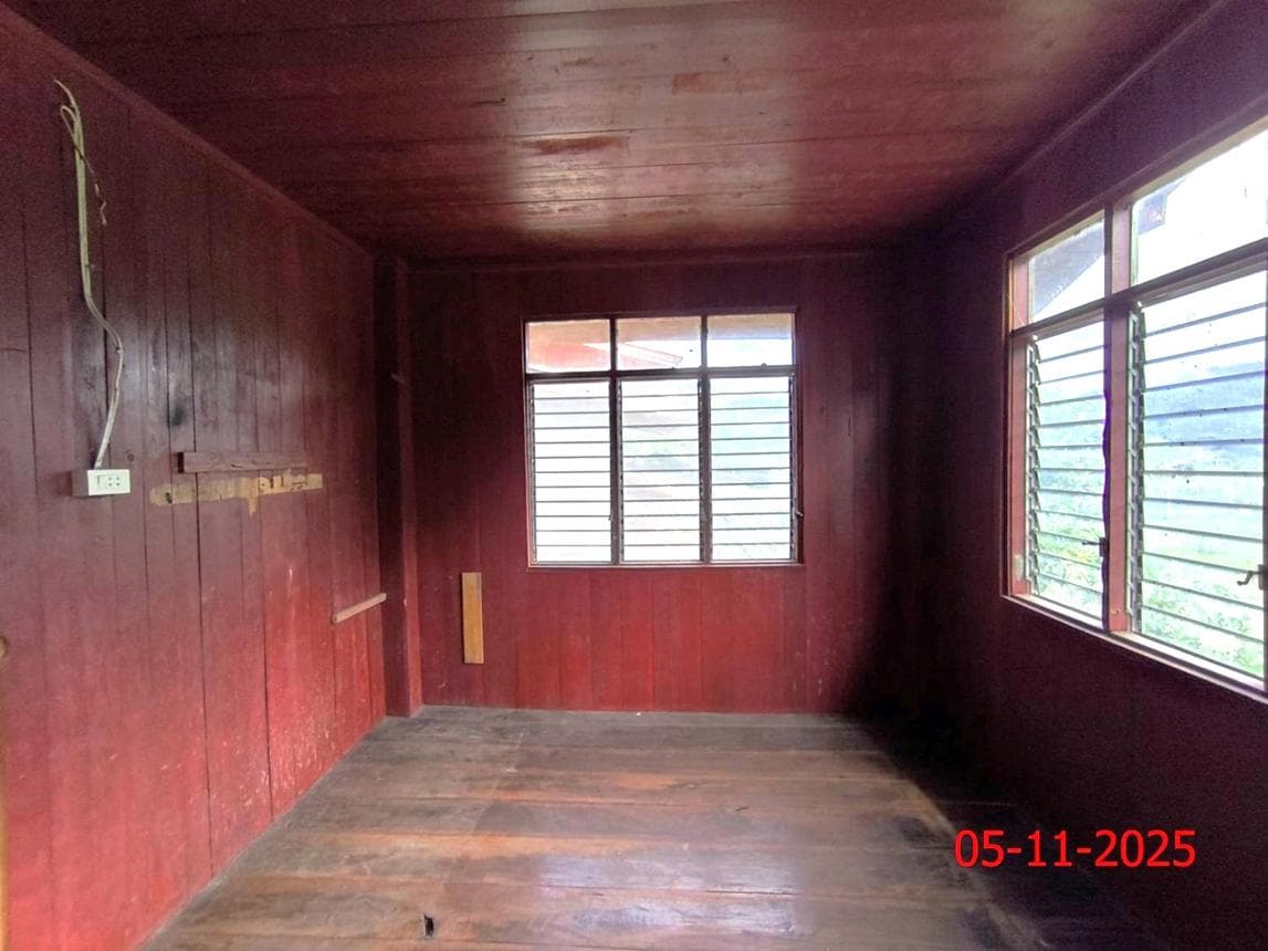 บ้านเดี่ยว วังทรายคำ วังเหนือ ลำปาง พื้นที่ 1.2 ตร.ว. พื้นที่ใช้สอย 203.1 ตร.ม. 4 ห้องนอน 2 ห้องน้ำ