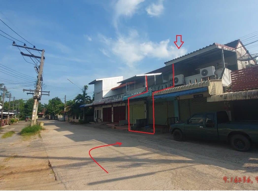 อาคารพาณิชย์ กาญจนดิษฐ์-สุราษฎร์ธานี