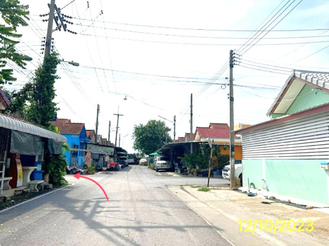 ขายทาวน์เฮ้าส์ สมพงษ์ (Sompong) คลองโยง พุทธมณฑล นครปฐม พื้นที่ใช้สอย 72 ตร.ม. 2 ห้องนอน ราคาไม่ถึงล้าน
