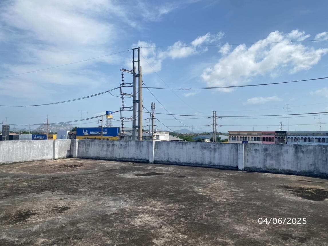 ขายอาคารโรงงาน หน้าเมือง เมืองราชบุรี ราชบุรี พื้นที่ 79.6 ตร.ว. พื้นที่ใช้สอย 828 ตร.ม. 4 ห้องนอน 3 ห้องน้ำ