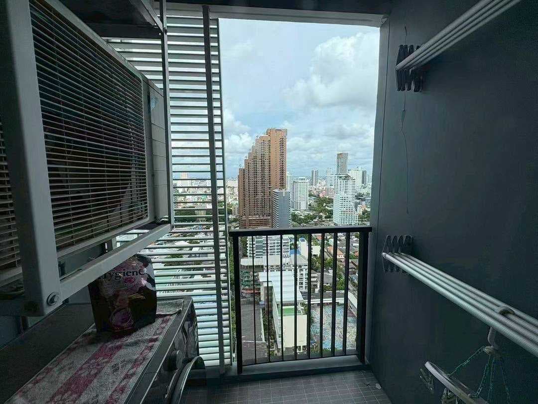 ขายคอนโด The Saint Residences Condominium 35 ตร.ม. 1 ห้องนอน | 1 ห้องน้ำ ชั้น 23 ใกล้ MRT พหลโยธินและ ใกล้ BTS ห้าแยกลาดพร้าว | Foreign Quota