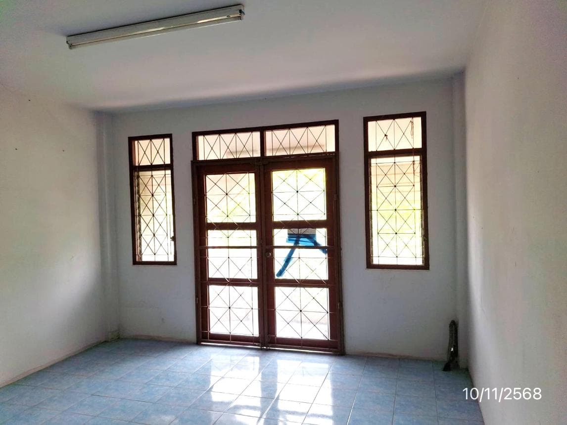 อาคารพาณิชย์ทำเลการค้า 6 ห้องนอน พื้นที่ 293 ตร.ม. โคกหล่อ เมืองตรัง
