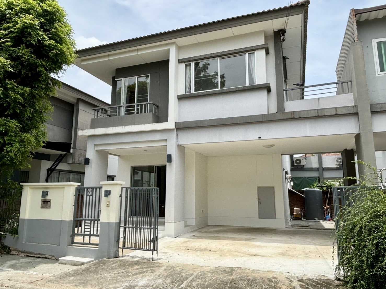 ขายด่วน บ้านแฝด เอโทลบาหลีบีช 35.1 ตรว. 130 ตรม. 3 นอน 2 น้ำ ใกล้สยามพรีเมียมเอาเลท สนามบินสุวรรณภูมิ