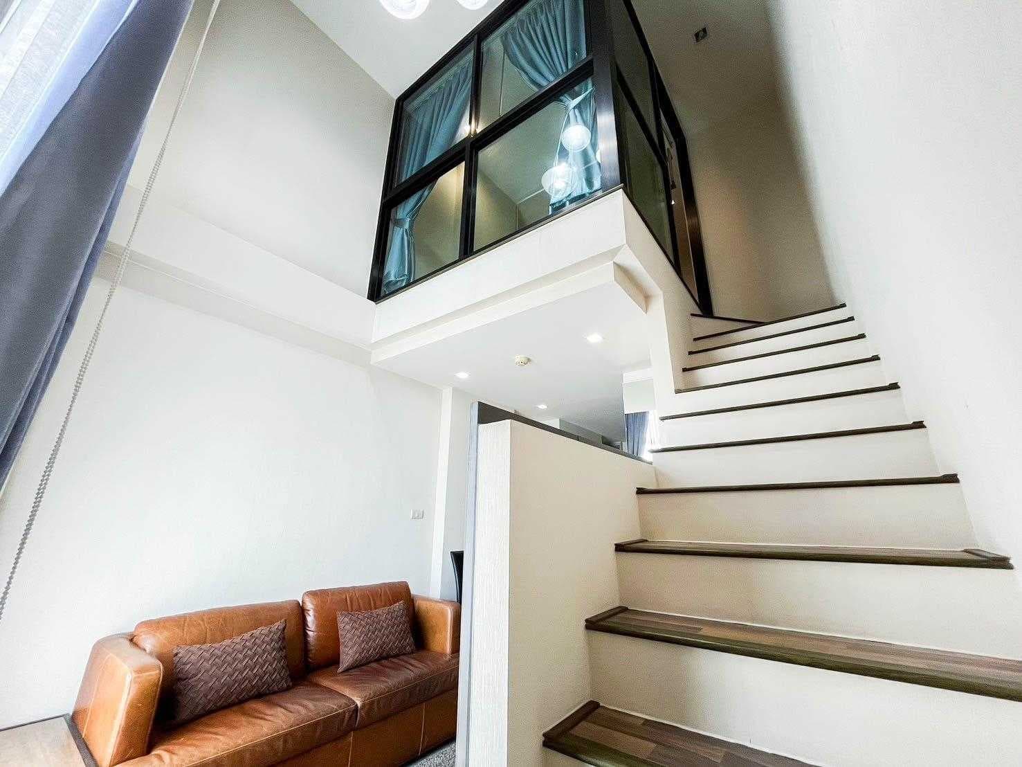 ขายคอนโด Duplex บียอนด์ สุขุมวิท Beyond Sukhumvit 1 นอน 39 ตรม ชั้น 5 - 6 ใกล้ทางด่วนบางนา BTS อุดมสุข