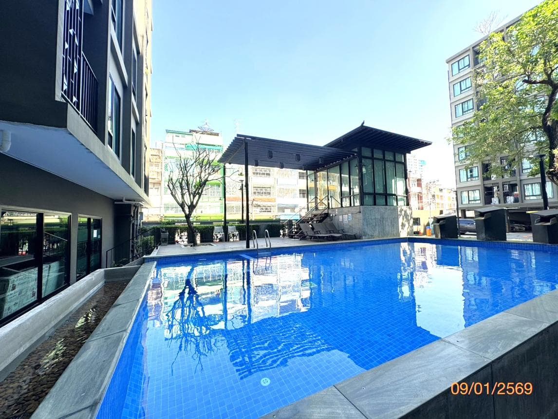 คอนโดมิเนียม ซัน ซิตี้ คอนโดมิเนียม บางขุนศรี บางกอกน้อย กรุงเทพฯ พื้นที่ 32.69 ตร.ม. ทำเลศักยภาพใกล้แยกไฟฉายและโรงพยาบาลศิริราช ราคาพิเศษ 2.55 ล้าน
