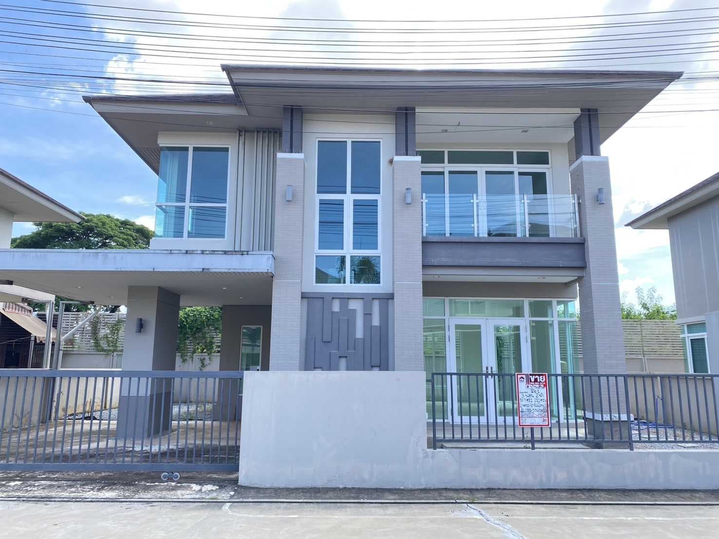 ขายบ้านเดี่ยว 2 ชั้น The Habitatt พิษณุโลก ใกล้แยกวุ่นวาย บ้านสวย ทำเลดี สิ่งอำนวยความสะดวกครบครัน ต.บ้านคลอง จ.พิษณุโลก