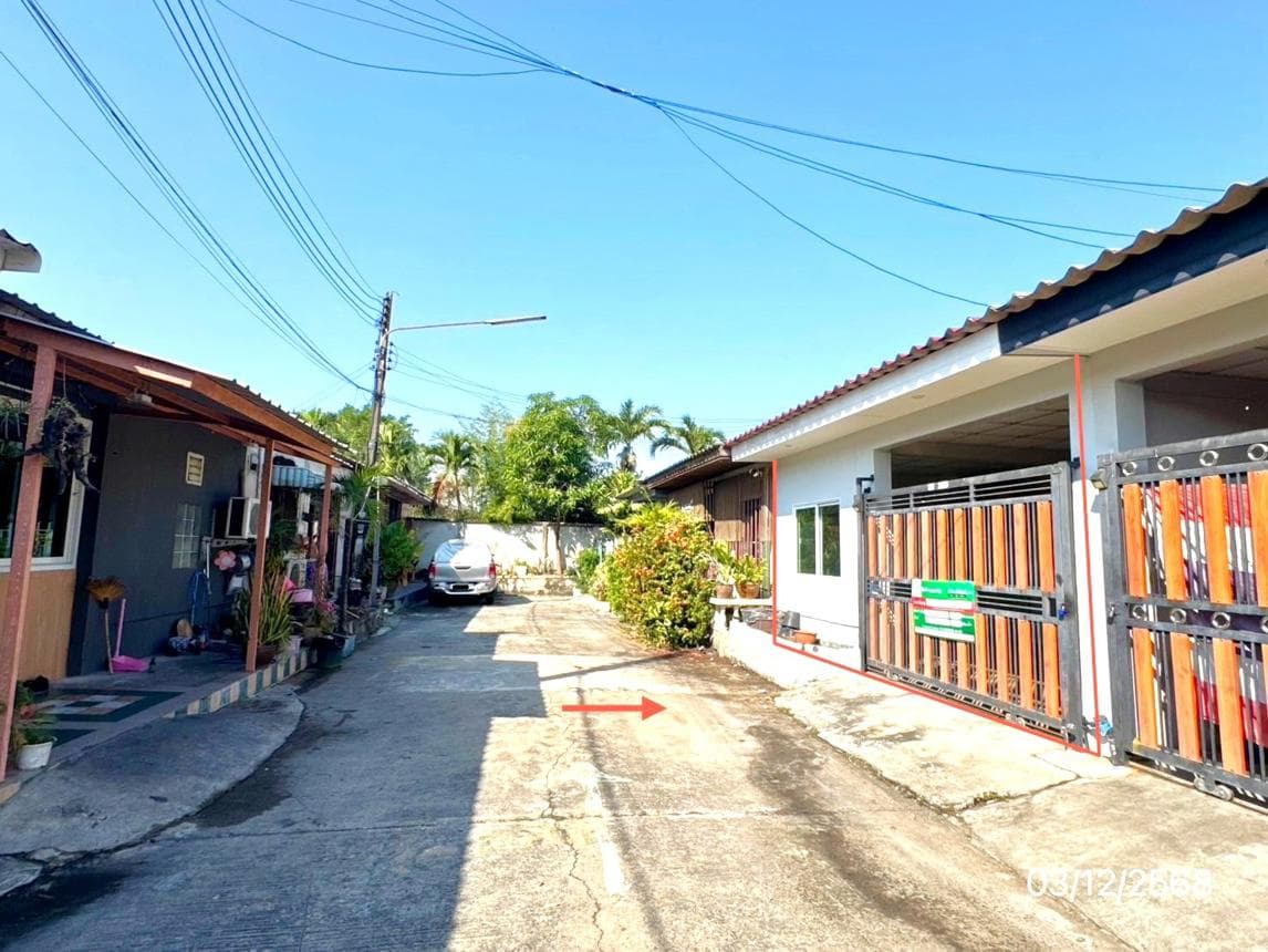 ทาวน์เฮ้าส์ บ้านพฤกษา 1 ลำผักกูด ธัญบุรี ปทุมธานี 2 ห้องนอน 1 ห้องน้ำ พื้นที่ 72 ตร.ม. ทำเลดี ใกล้แหล่งชุมชนและสถานศึกษา ราคาล้านเดียว