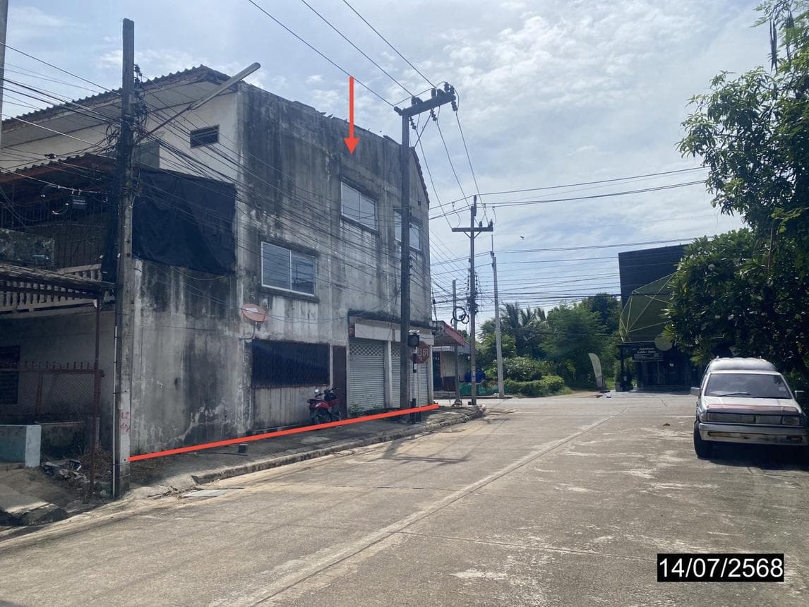 ทาวน์เฮ้าส์ ในเมือง เมืองเพชรบูรณ์ 2 ห้องนอน 2 ห้องน้ำ พื้นที่ใช้สอยขนาดใหญ่พิเศษ 350 ตร.ม. บนที่ดิน 46.4 ตร.ว. ทำเลศักยภาพใจกลางเมือง ราคาพิเศษ 3.5 ล้าน