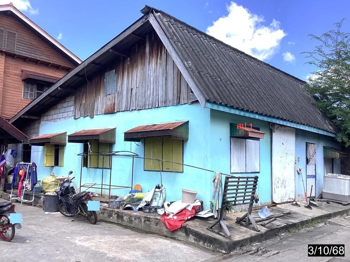 ขายบ้านเดี่ยว เมืองกาฬสินธุ์ กาฬสินธุ์ ทำเลกาฬสินธุ์ เนื้อที่ 27.3 ตร.ว. พื้นที่ใช้สอย 80 ตร.ม. 1 ห้องนอน 1 ห้องน้ำ สภาพดี พร้อมอยู่