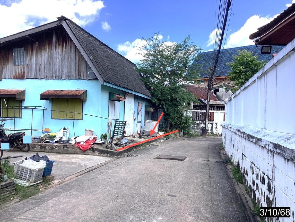 ขายบ้านเดี่ยว เมืองกาฬสินธุ์ กาฬสินธุ์ ทำเลกาฬสินธุ์ เนื้อที่ 27.3 ตร.ว. พื้นที่ใช้สอย 80 ตร.ม. 1 ห้องนอน 1 ห้องน้ำ สภาพดี พร้อมอยู่