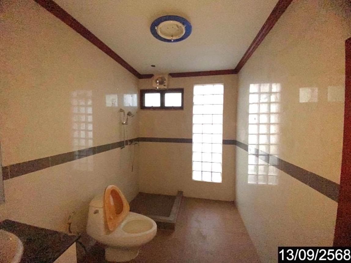 คฤหาสน์หรูหลังใหญ่ 4 ห้องนอน 4 ห้องน้ำ พื้นที่ใช้สอย 691 ตร.ม. ทำเลศักยภาพใจกลางเมือง ปากคาด จ.บึงกาฬ