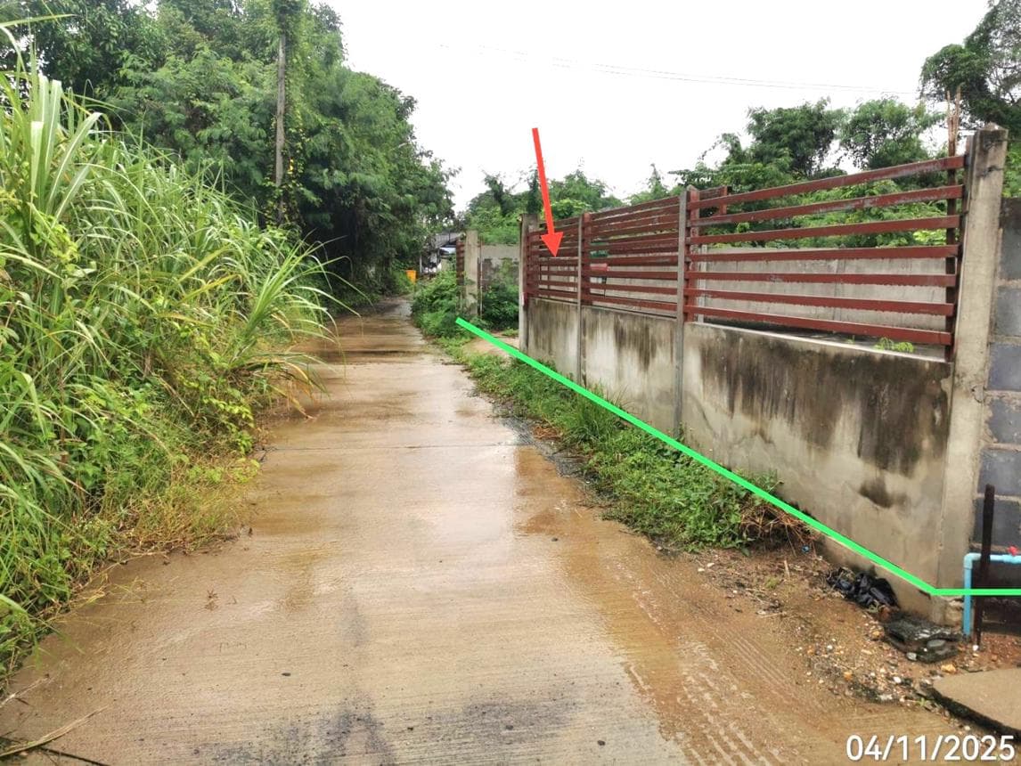 ขายบ้านเดี่ยว เดิมบางนางบวช สุพรรณบุรี ทำเลบ่อกรุ เนื้อที่ 27 ตร.ว. พื้นที่ใช้สอย 186 ตร.ม. 2 ห้องนอน 1 ห้องน้ำ สภาพดี ราคาล้านต้นๆ