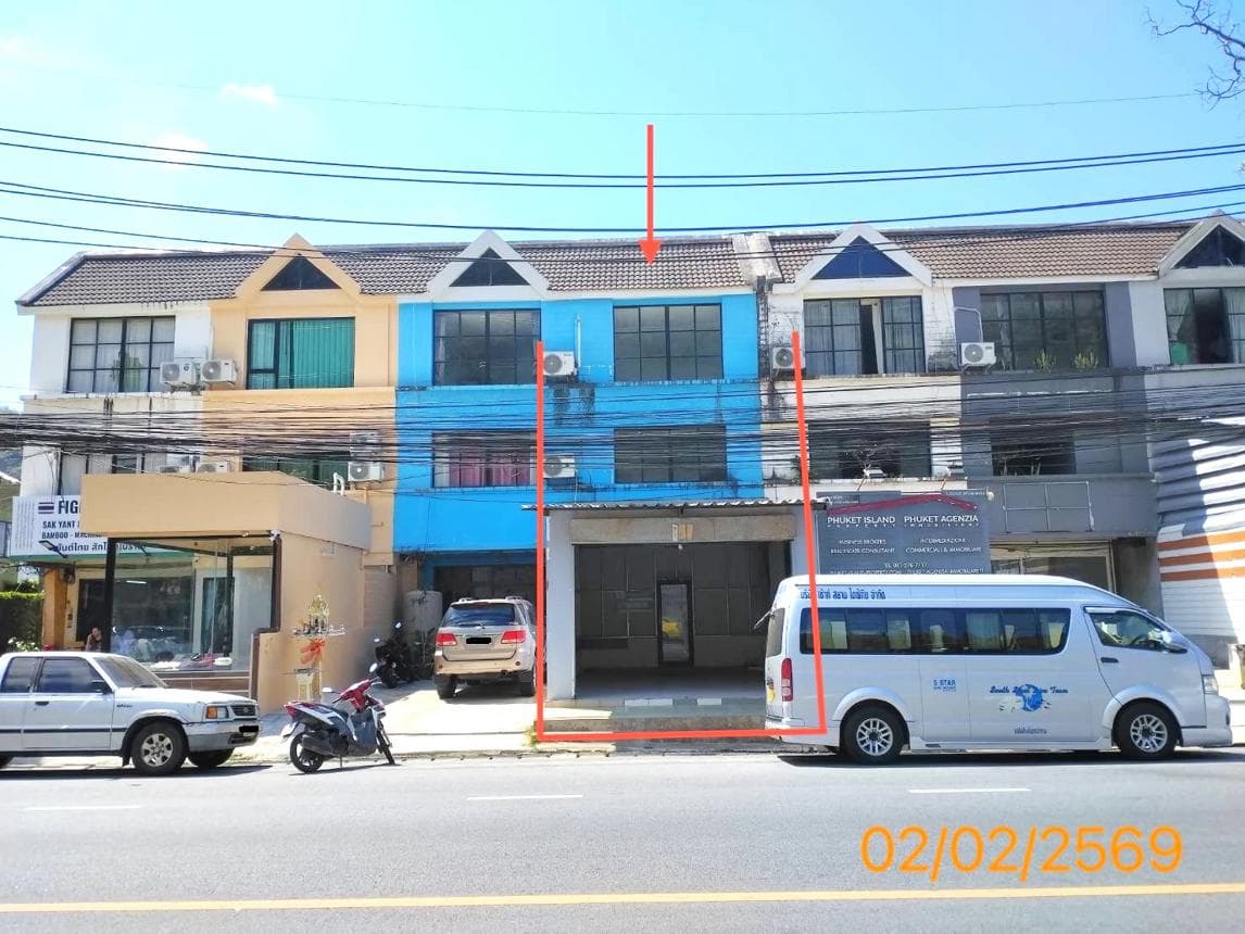 อาคารพาณิชย์ กะรน เมืองภูเก็ต ภูเก็ต พื้นที่ 31.1 ตร.ว. พื้นที่ใช้สอย 247.5 ตร.ม. 5 ห้องนอน 7 ห้องน้ำ