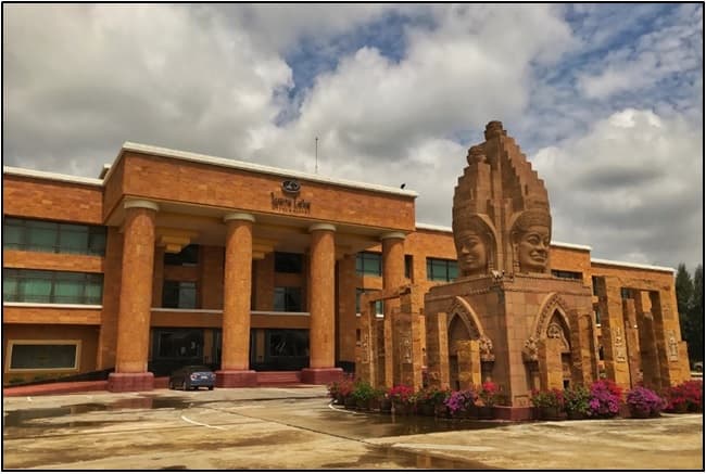 โรงแรม เมืองอุทัยธานี อุทัยธานี