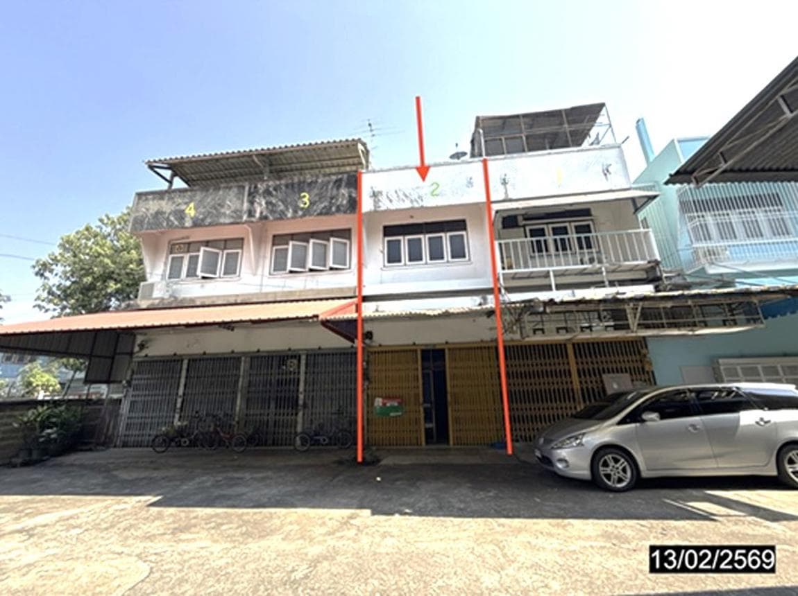 ขายอาคารพาณิชย์ เมืองนครสวรรค์ ทำเลปากน้ำโพ พื้นที่ใช้สอย 184 ตร.ม. 2 ห้องนอน 3 ห้องน้ำ สภาพดี พร้อมทำธุรกิจ