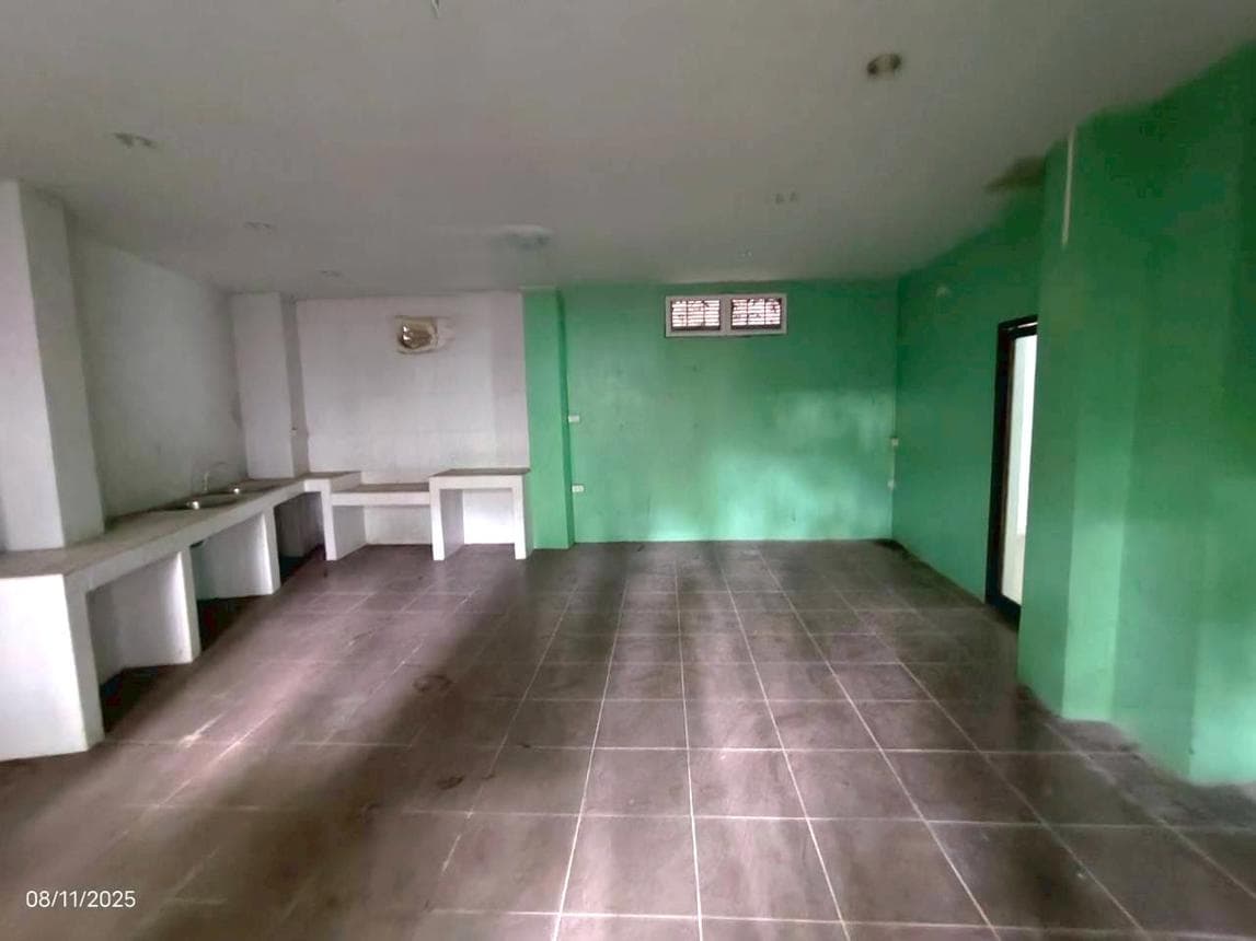 ขายบ้านเดี่ยว ในเมือง เมืองขอนแก่น พื้นที่ใช้สอย 576.5 ตร.ม. 3 ห้องนอน 4 ห้องน้ำ