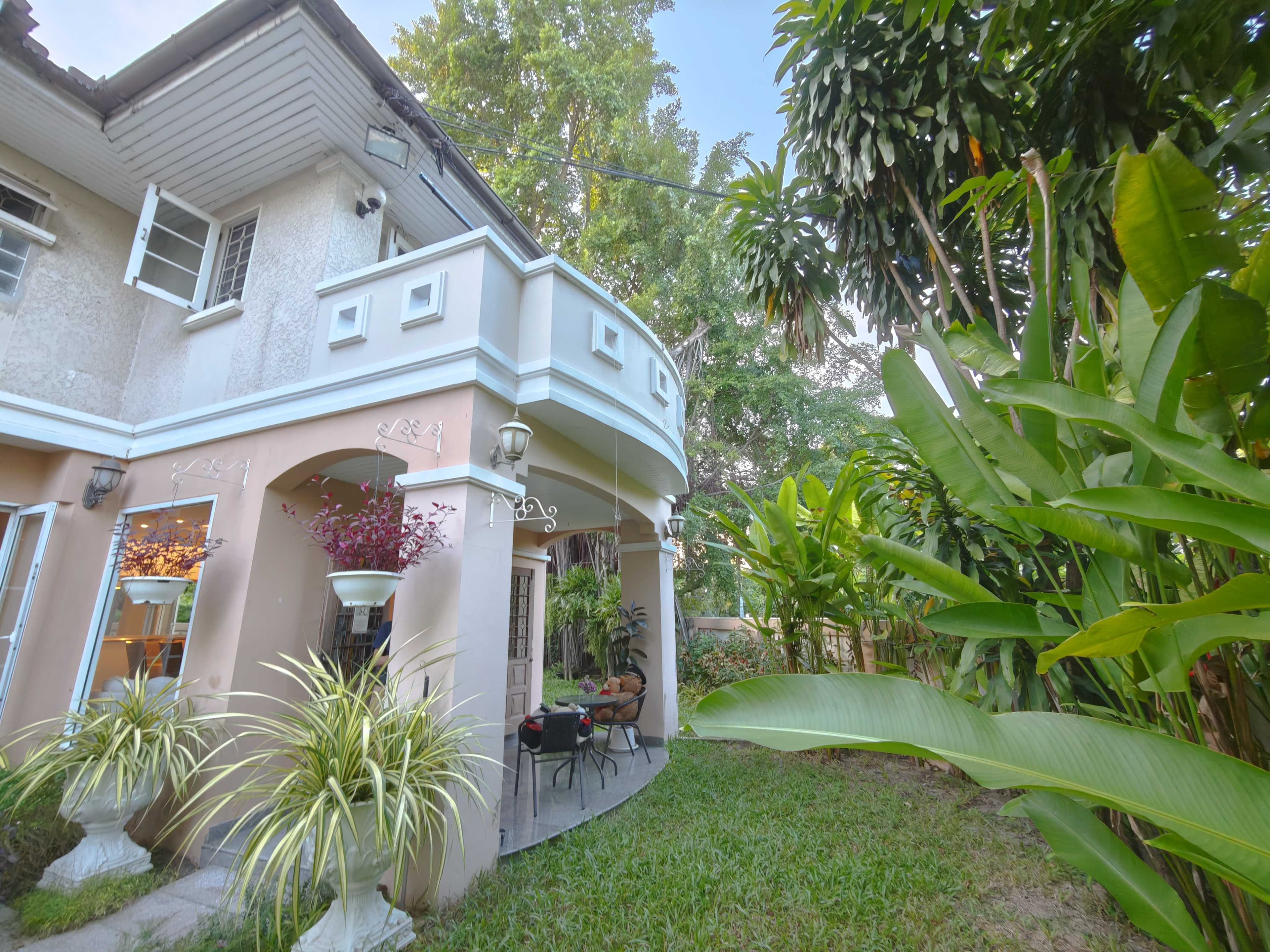 ขายที่ดินพร้อมสิ่งปลูกสร้าง บ้านเดี่ยว 2 ชั้น หมู่บ้านผกามาศ ปรีดีพนมยงค์ ซอย 14 | สุขุมวิท 71 | เขตสวนหลวง บ้านเดี่ยวในทำเลศักยภาพ ใจกลางสุขุมวิท 71