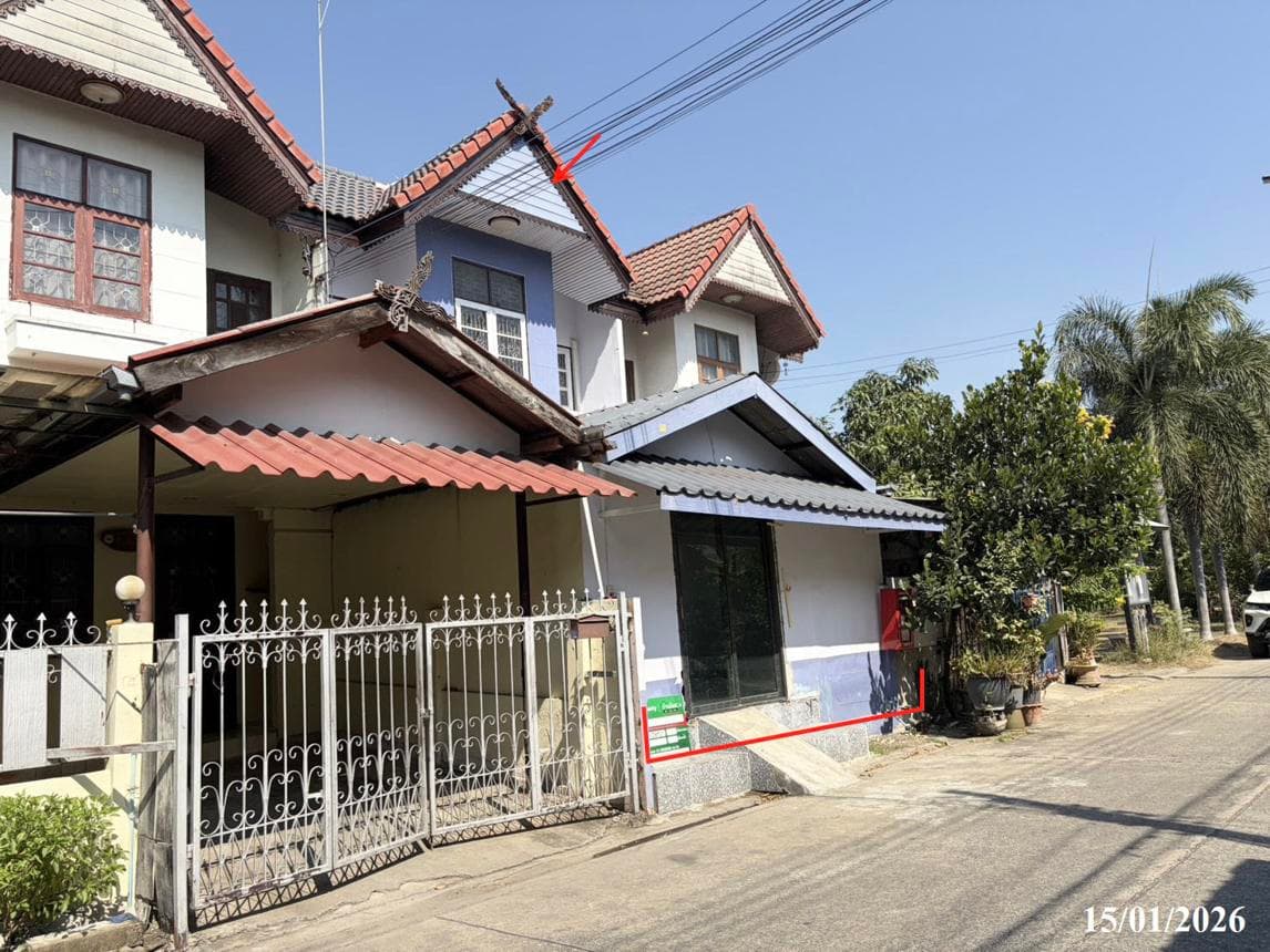 ขายทาวน์เฮ้าส์ กานต์การ์เด้นวิลล่า (Karn Garden Villa) ลาดหลุมแก้ว-หน้าไม้ 2 ห้องนอน พื้นที่กว้าง 122.5 ตร.ม. ราคาล้านต้นๆ