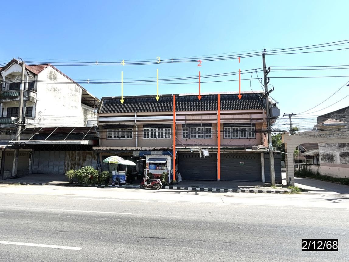 ขายอาคารพาณิชย์ เมืองขอนแก่น ขอนแก่น ทำเลโคกสี เนื้อที่ 56 ตร.ว. พื้นที่ใช้สอย 252 ตร.ม. 2 ห้องนอน 2 ห้องน้ำ สภาพดี เหมาะสำหรับค้าขายและอยู่อาศัย