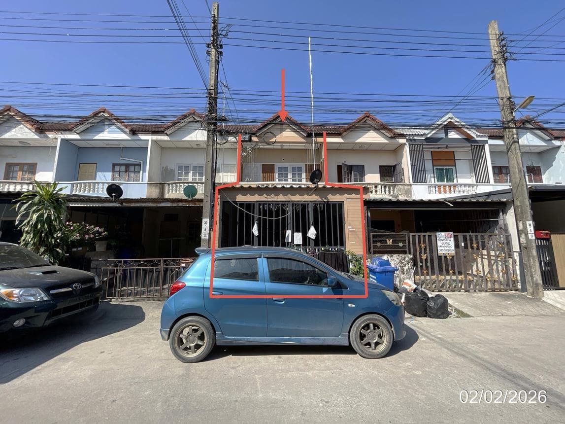 ขายทาวน์เฮ้าส์ 2 ชั้น 2 ห้องนอน 2 ห้องน้ำ เขตหนองจอก กรุงเทพฯ พื้นที่ 16.2 ตร.ว. ทำเลสงบ เดินทางสะดวก ราคาล้านต้นๆ