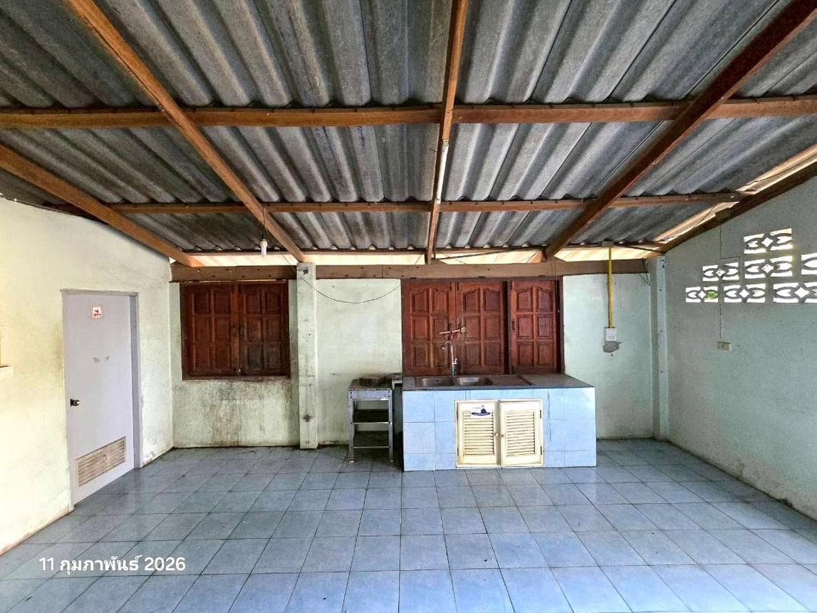 บ้านเดี่ยว ยกกระบัตร สามเงา ตาก 2 ห้องนอน 2 ห้องน้ำ พื้นที่ใช้สอย 187 ตร.ม. บนที่ดิน 44 ตร.ว. ทำเลสงบ พื้นที่ใช้สอยกว้างขวาง ราคาล้านต้นๆ