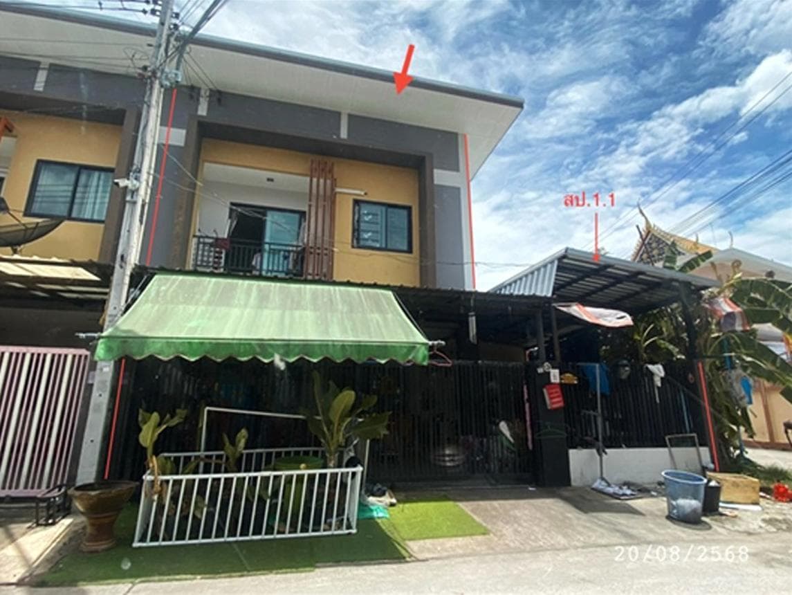 ขายทาวน์เฮ้าส์หลังมุม บ้านสวน เมืองชลบุรี 3 ห้องนอน พื้นที่ใช้สอยจุใจ 269 ตร.ม. บนที่ดินกว้าง 53 ตร.ว. ทำเลดีใจกลางเมือง