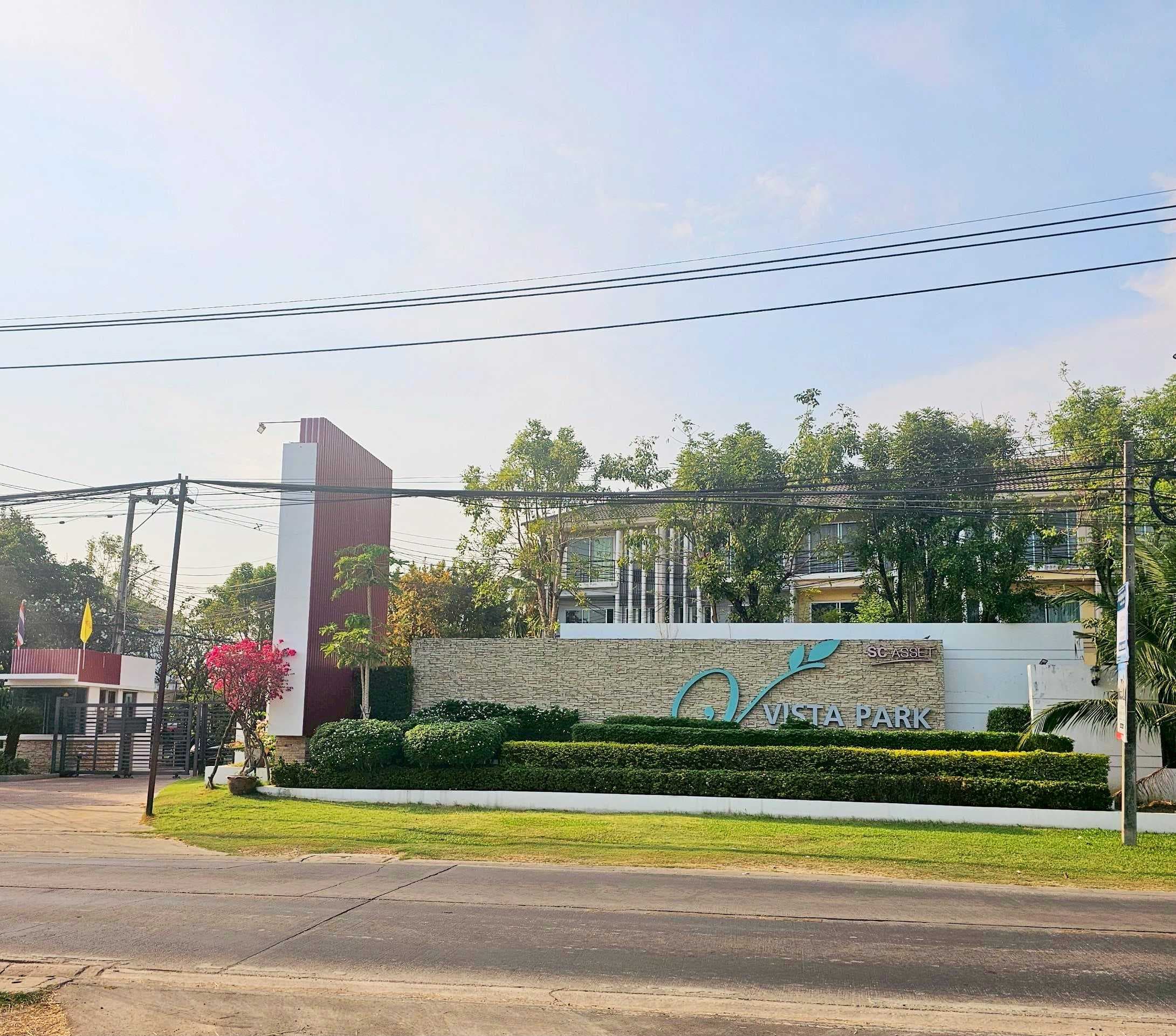 ทาวน์โฮม 3 ชั้น สไตล์โมเดิร์น ✨ วิสต้า ปาร์ค พระราม 2 แขวงแสมดำ เขตบางขุนเทียน กรุงเทพมหานคร ราคา 4,800,000 บาท