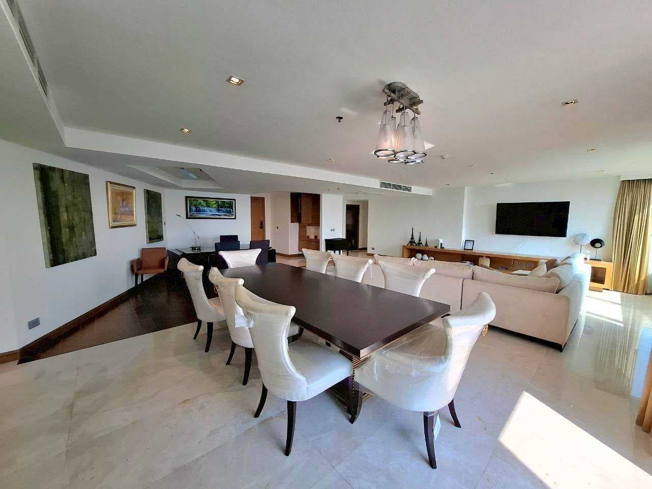 ขายคอนโดหรูใจกลางทองหล่อ Eight Thonglor Residence (เอท ทองหล่อ เรสซิเดนซ์) ขนาด 233 ตรม ชั้น 28