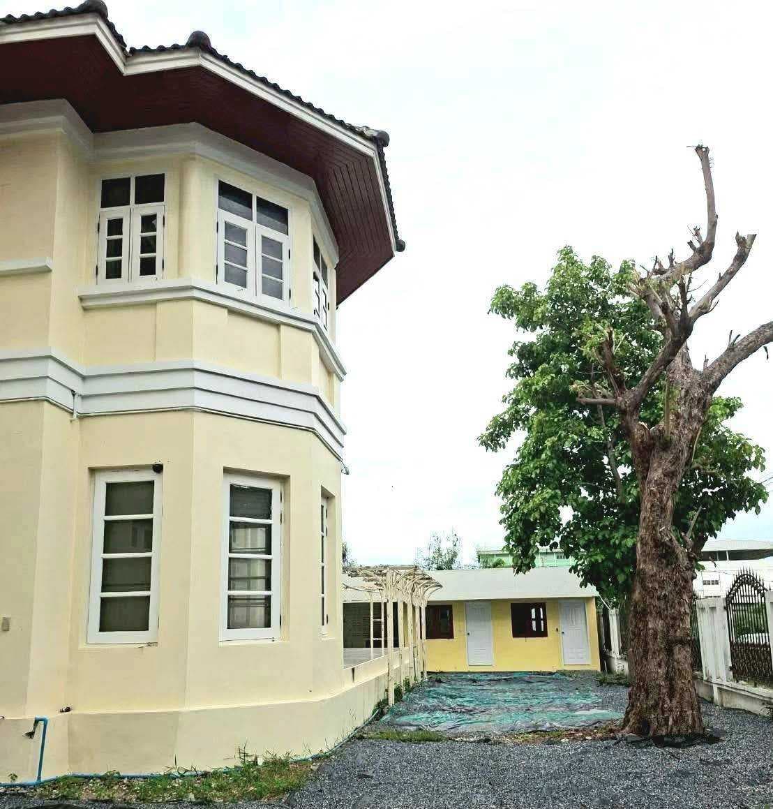 ขายด่วน! บ้านใหญ่สวยมาก354 ตร.ว. หน้าทะเลสาบ กฤษดานคร 30 เทพารักษ์ แปลงหายาก!