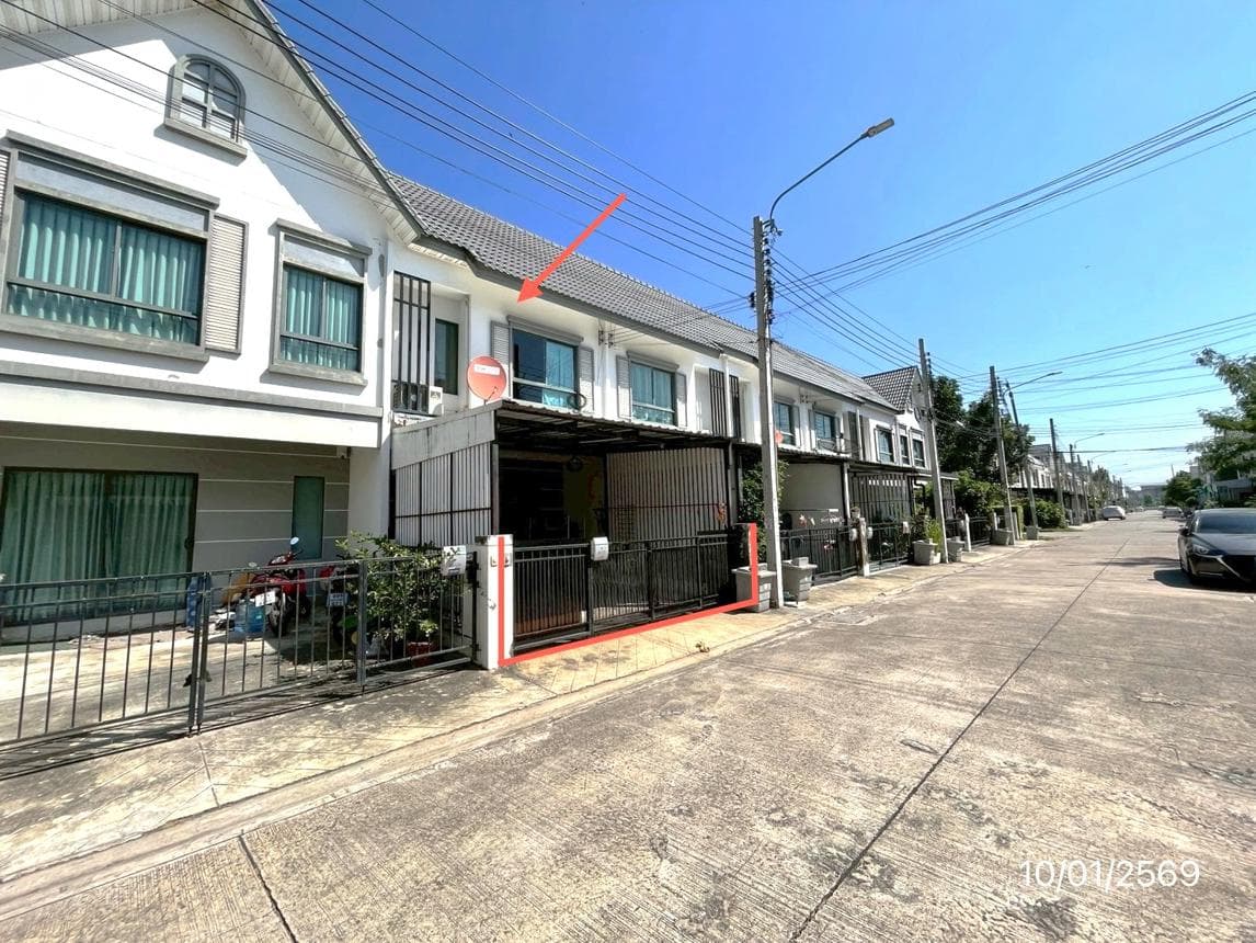 ขายทาวน์โฮม โมดิ วิลล่า บางนา (Modi Villa Bangna) 3 ห้องนอน 2 ห้องน้ำ พื้นที่ 18.8 ตร.ว. ทำเลดีใกล้สนามบินสุวรรณภูมิและนิคมอุตสาหกรรม