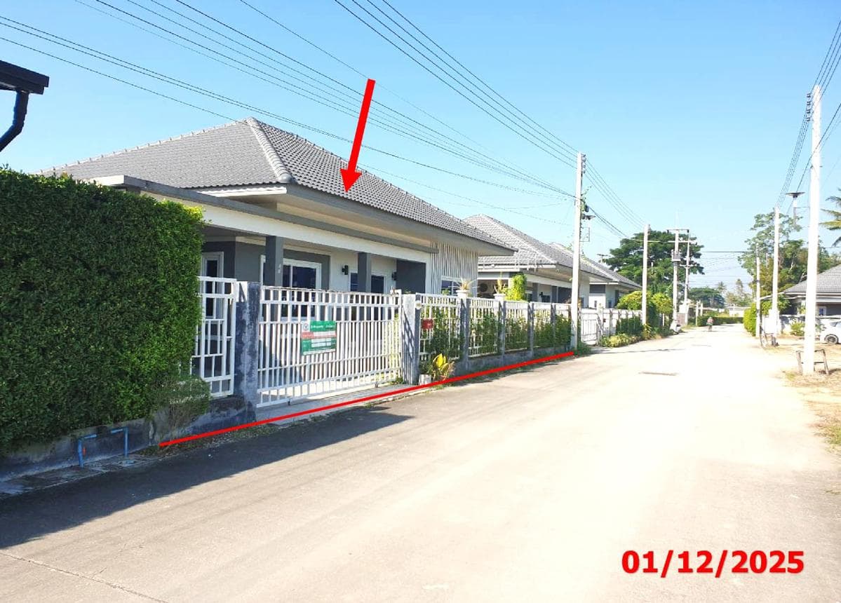 บ้านเดี่ยว 3 ห้องนอน ทำเลศักยภาพเหมืองง่า เมืองลำพูน บนเนื้อที่กว้าง 67.7 ตร.ว. บรรยากาศร่มรื่น