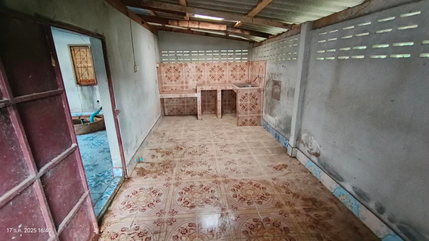 บ้านเดี่ยว วังใหม่ ป่าบอน พัทลุง 2 ห้องนอน 2 ห้องน้ำ พื้นที่ใช้สอย 202.85 ตร.ม. บนที่ดินกว้างขวาง 81.7 ตร.ว. ทำเลสงบเป็นส่วนตัว ราคาพิเศษ 1.06 ล้าน