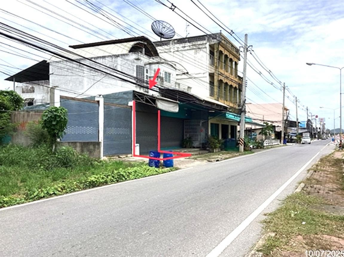 ที่ดินพร้อมสิ่งปลูกสร้างอเนกประสงค์ เขาน้อย-ปราณบุรี ทำเลดีใกล้แหล่งชุมชน พื้นที่ 30 ตร.ว.