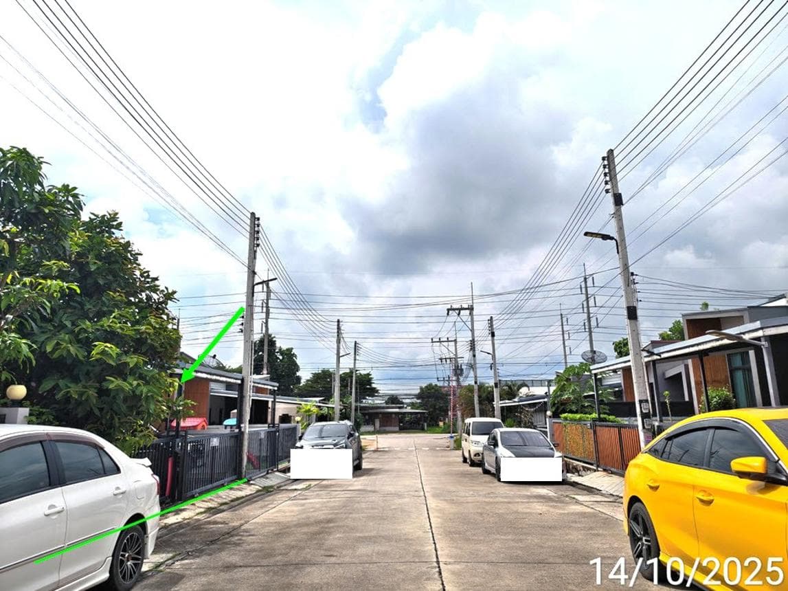 บ้านเดี่ยว ลาวีด้า 3 ปลวกแดง ระยอง 2 ห้องนอน 1 ห้องน้ำ พื้นที่ 88.5 ตร.ม. บนที่ดิน 36.9 ตร.ว. ทำเลศักยภาพใกล้นิคมอุตสาหกรรม ราคาพิเศษ 1.86 ล้าน
