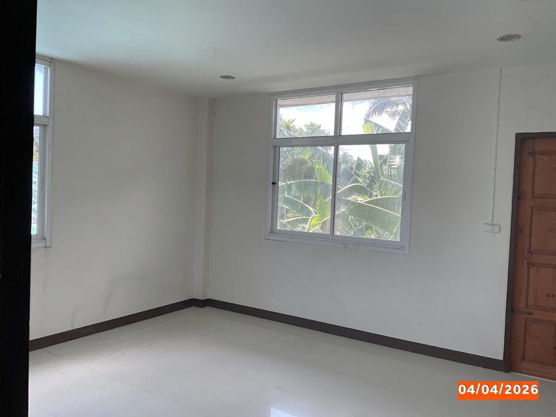 อาคารพาณิชย์ 2 ห้องนอน 2 ห้องน้ำ พื้นที่ 130.5 ตร.ม. ทำเลศักยภาพ เขาโร ทุ่งสง จ.นครศรีธรรมราช