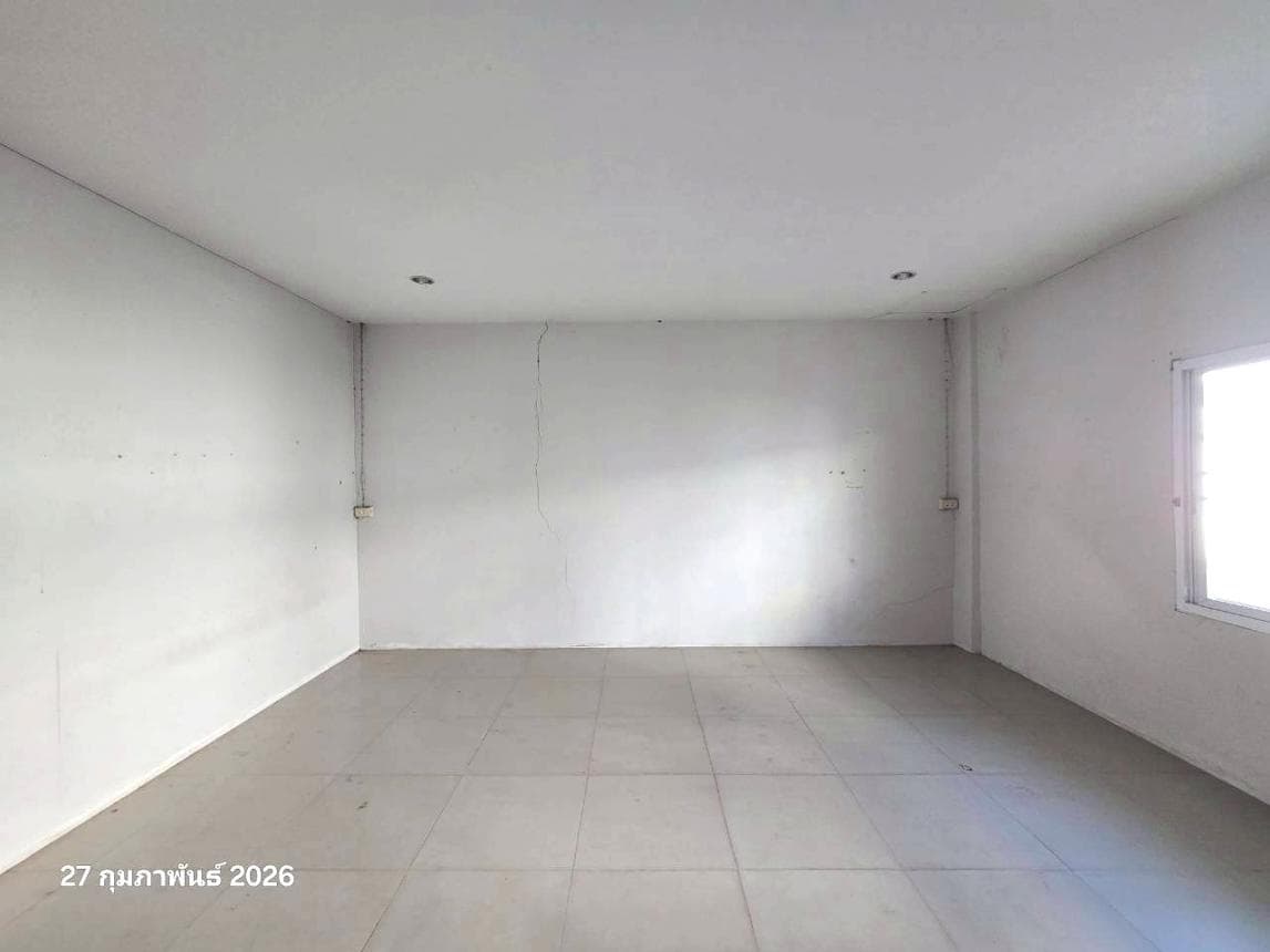 ขายบ้านเดี่ยว 3 ห้องนอน 6 ห้องน้ำ พื้นที่ใช้สอย 234 ตร.ม. บนเนื้อที่ 71.2 ตร.ว. ทำเลศักยภาพ ลาดยาว นครสวรรค์ บ้านหลังใหญ่ ตอบโจทย์ความเป็นส่วนตัว